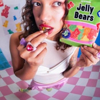 Preview: Originelle Verpackung der Jelly Bears Socken mit Sichtfenster