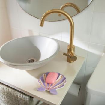 Preview: keramik schale lila weis in dekorativen Muscheldesign