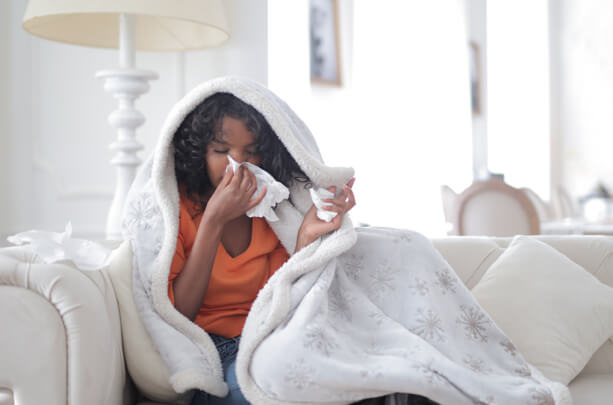 Mehr über den Artikel erfahren Seasonal Allergies: Symptoms and Treatment